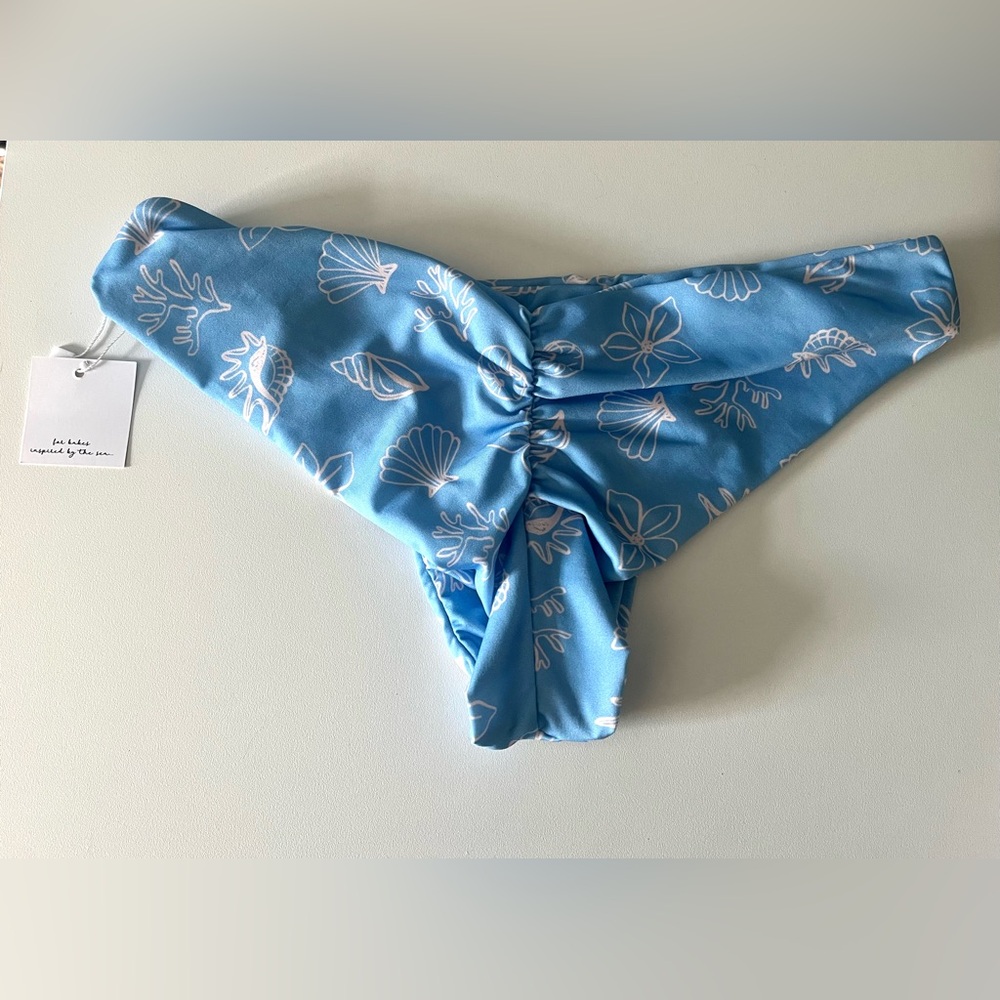 ama bikinis scrunch bottoms